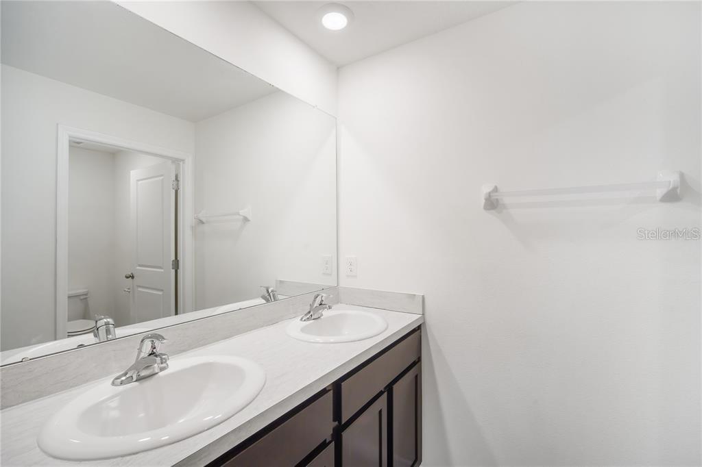 Image 18 of 27 For 7575 Sail Clover Lane