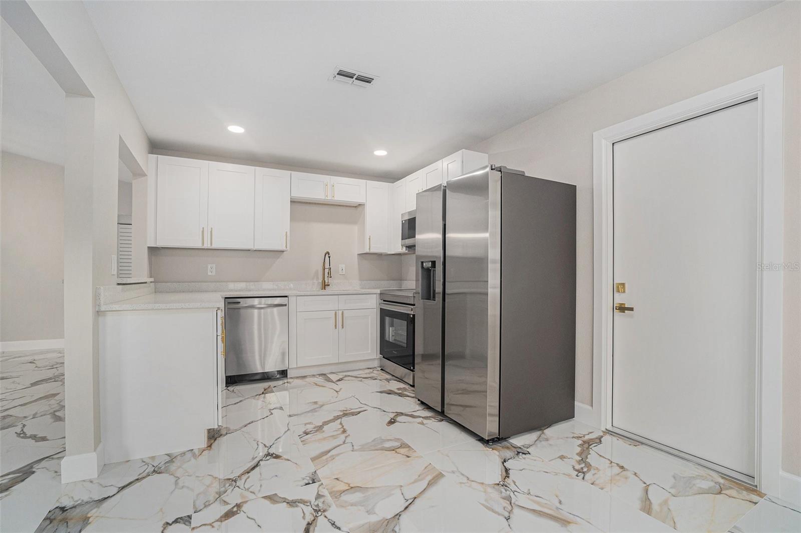 Image 10 of 32 For 21406 Peach Blossom Street