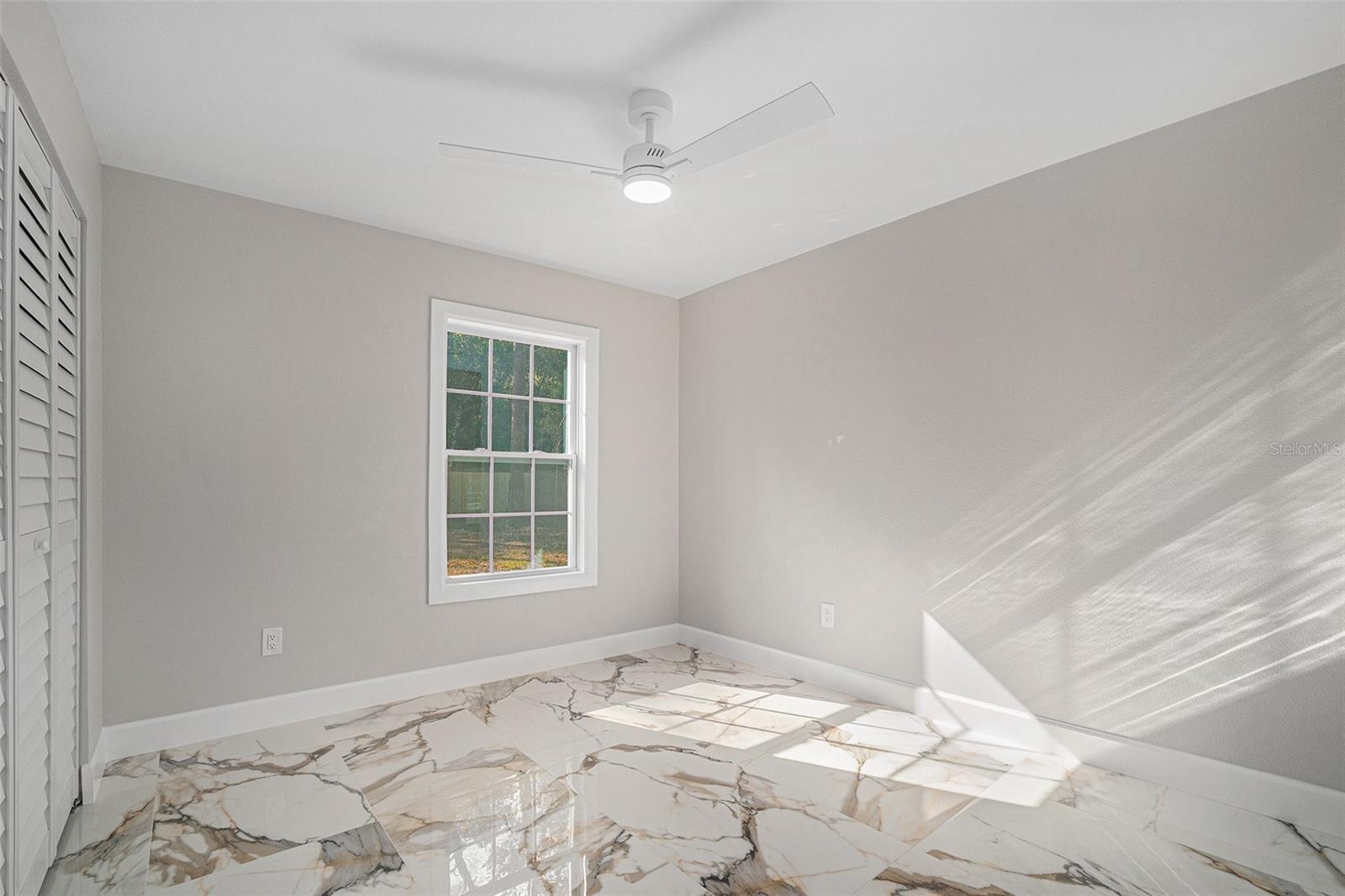 Image 18 of 32 For 21406 Peach Blossom Street