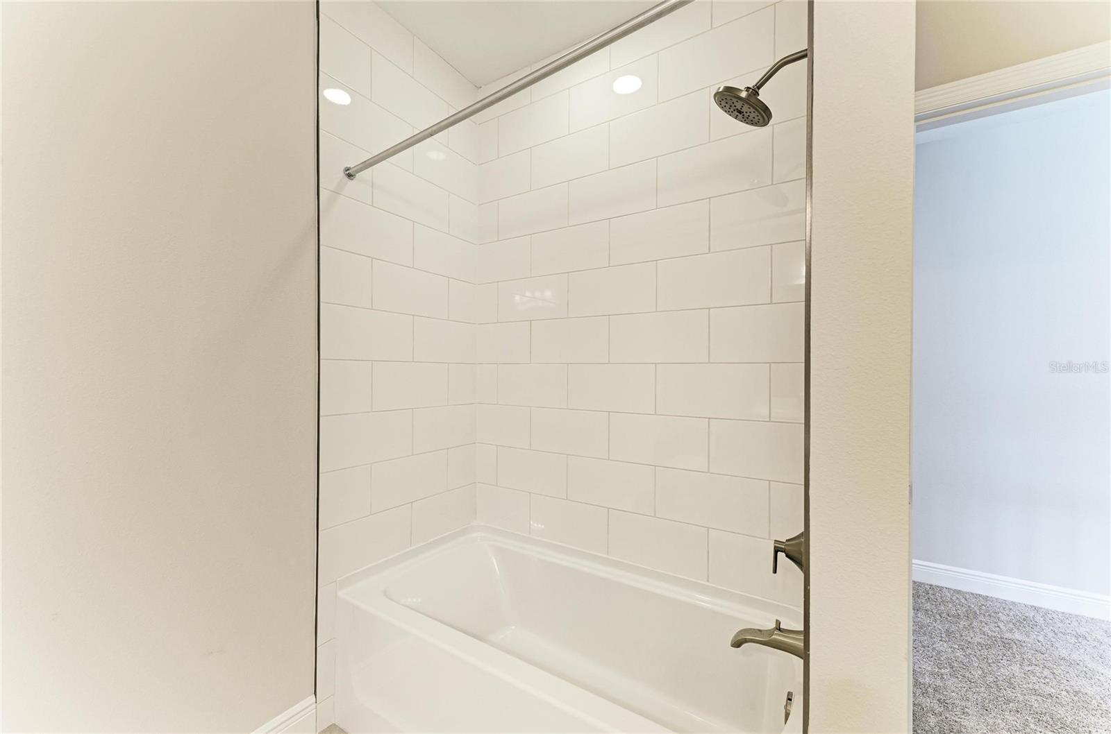 Image 34 of 46 For 10073 Meadowrun Drive