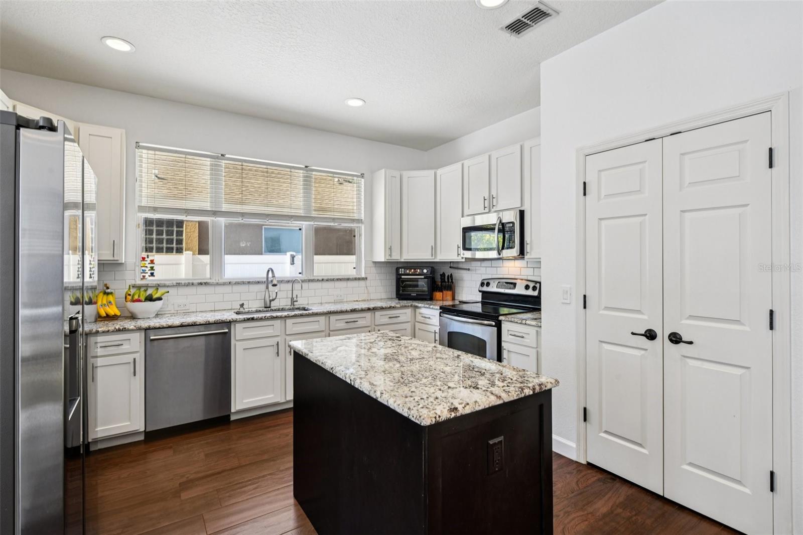 Image 14 of 49 For 8203 Lake Crowell Circle