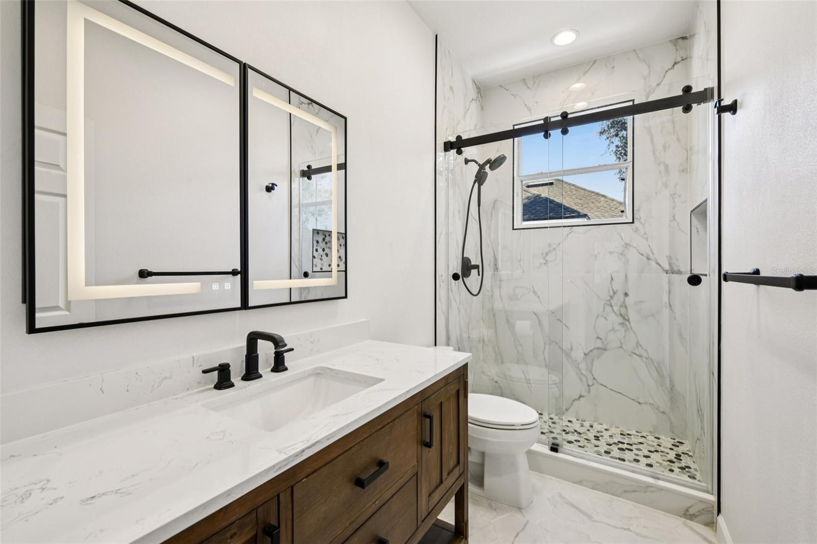 Image 27 of 49 For 8203 Lake Crowell Circle