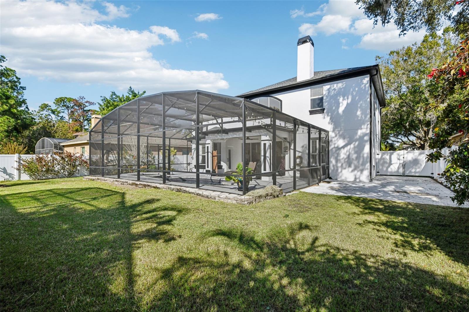 Image 33 of 49 For 8203 Lake Crowell Circle