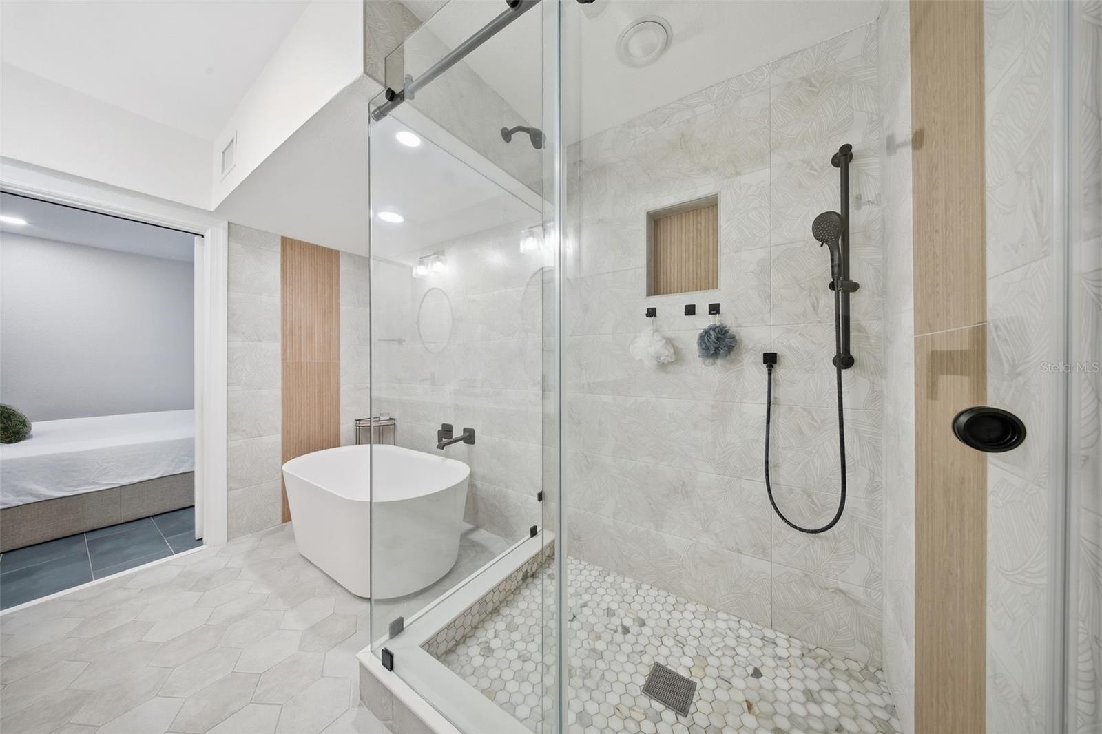 Image 34 of 90 For 1830 Main Street