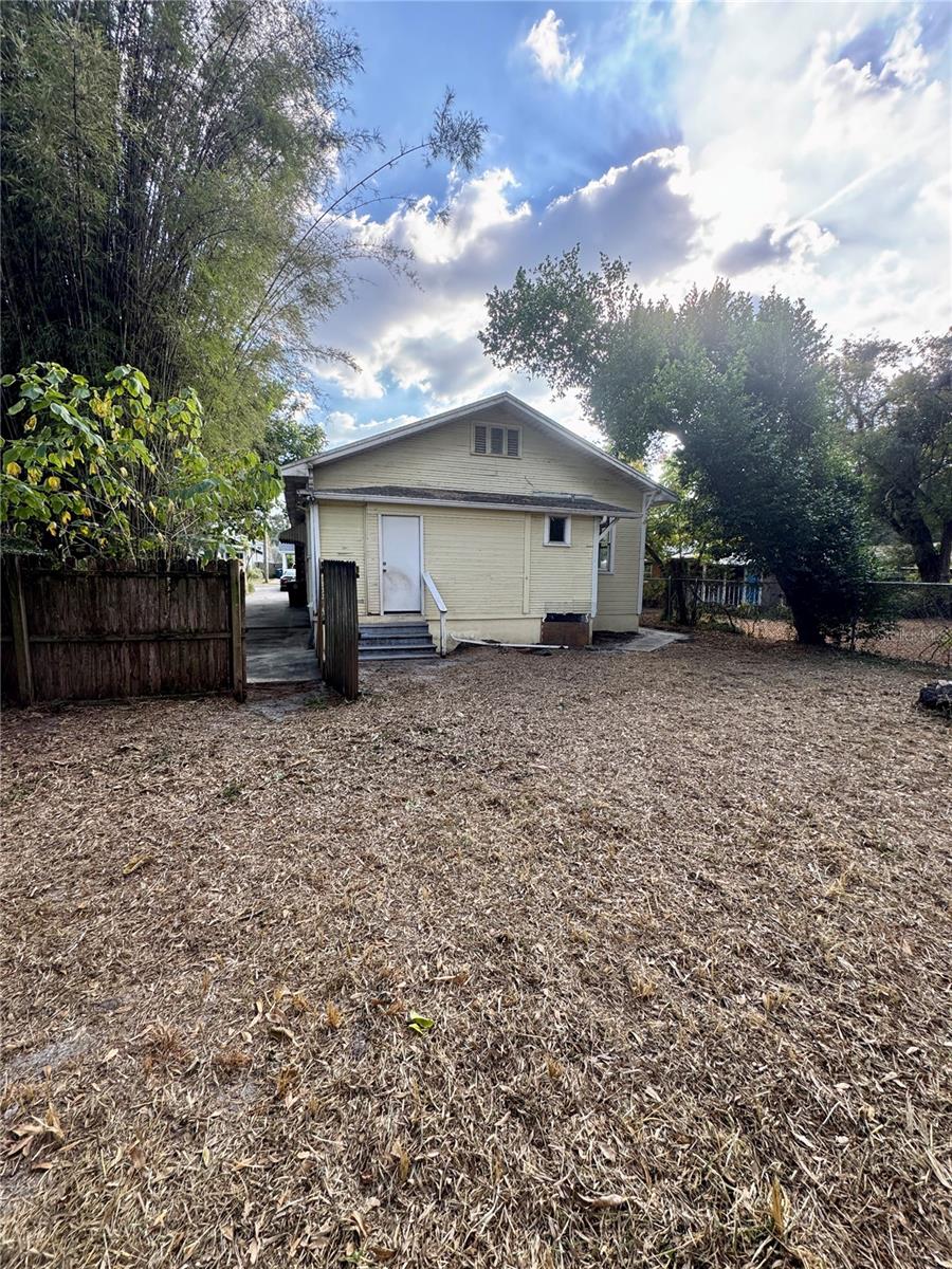 Image 24 of 27 For 1920 Paris Street