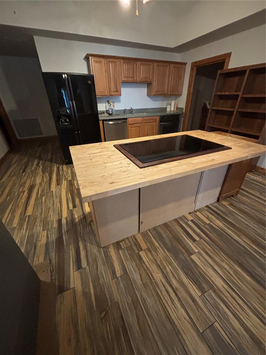 Image 3 of 13 For 541 Blanche Avenue