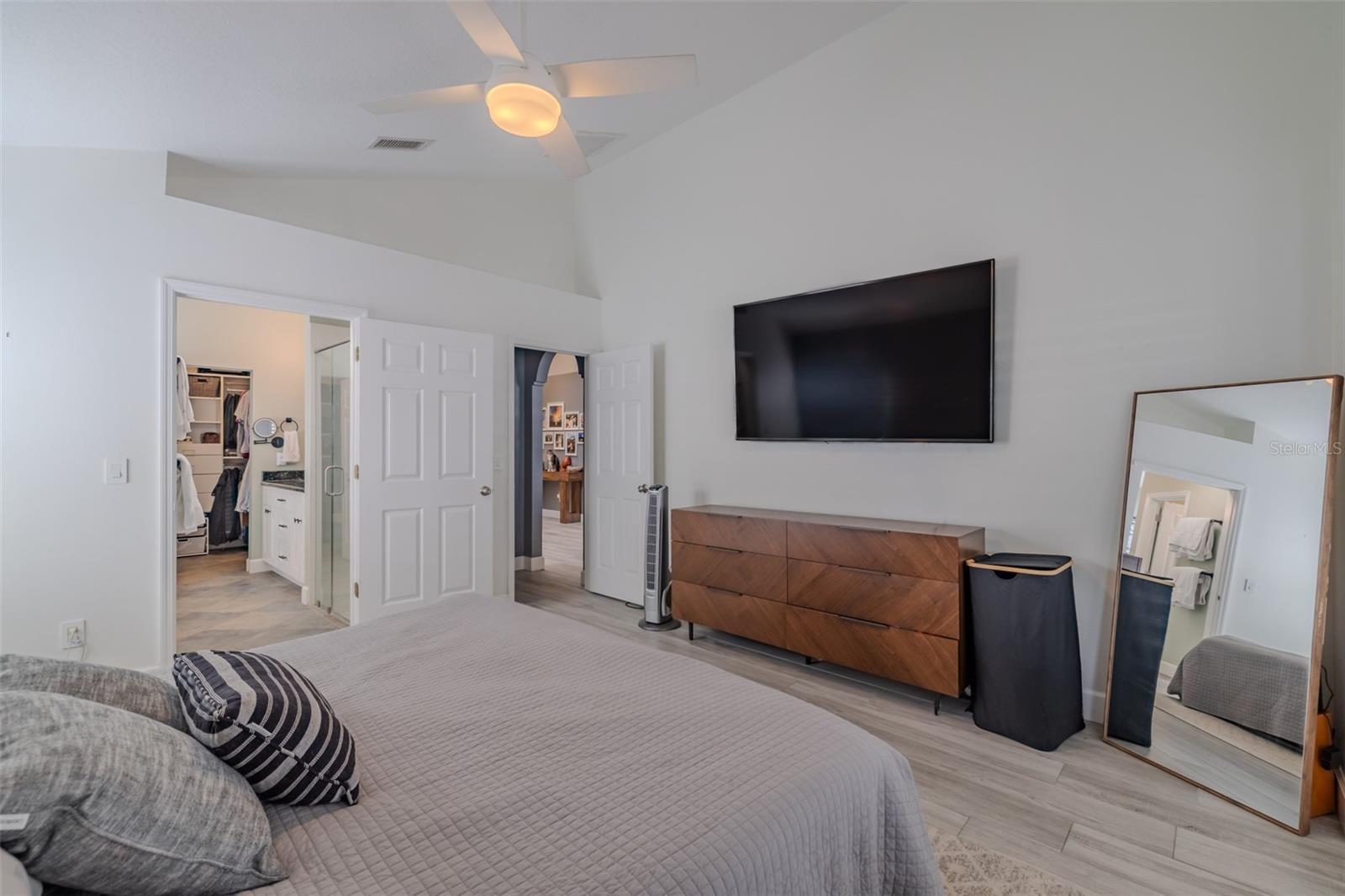 Image 15 of 30 For 13419 Eudora Place