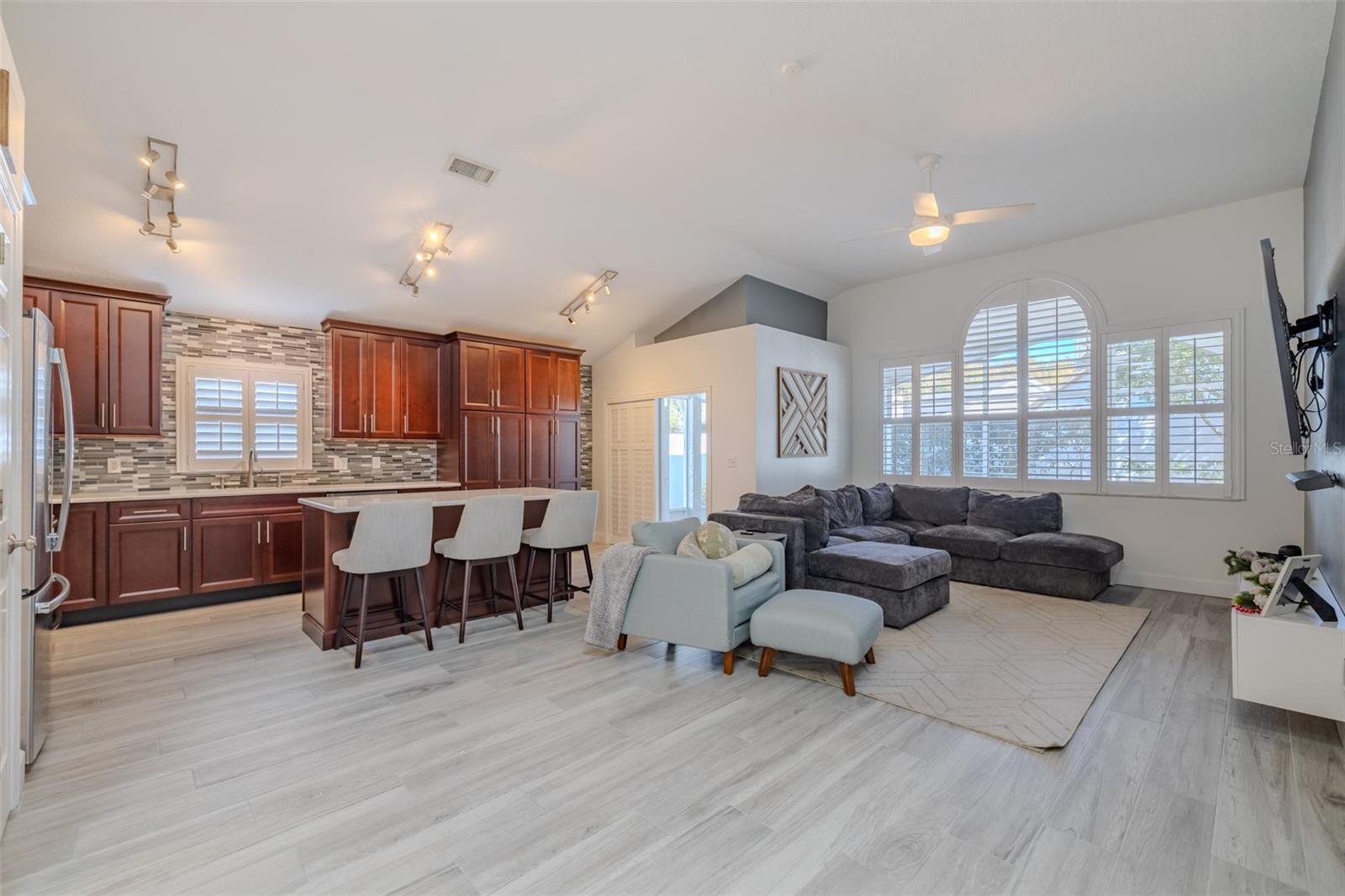 Image 8 of 30 For 13419 Eudora Place