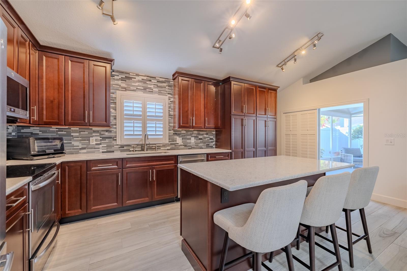 Image 9 of 30 For 13419 Eudora Place