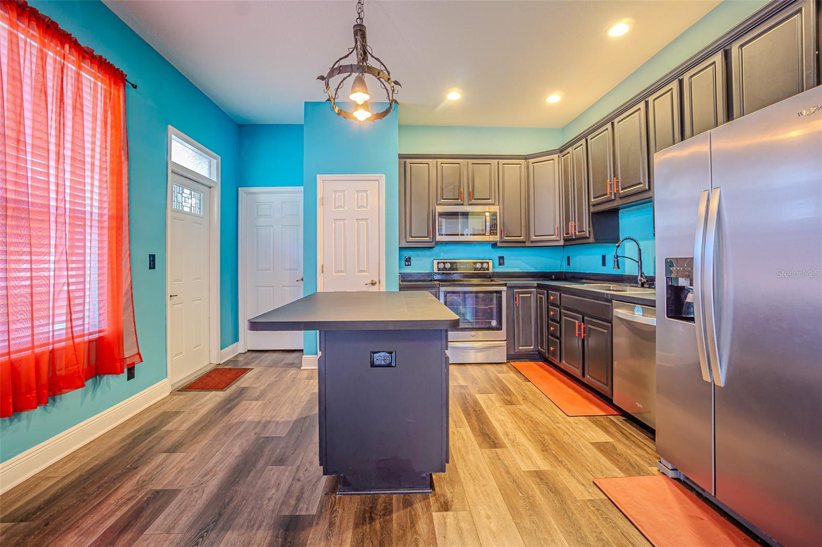 Image 12 of 33 For 6460 Ashville Drive