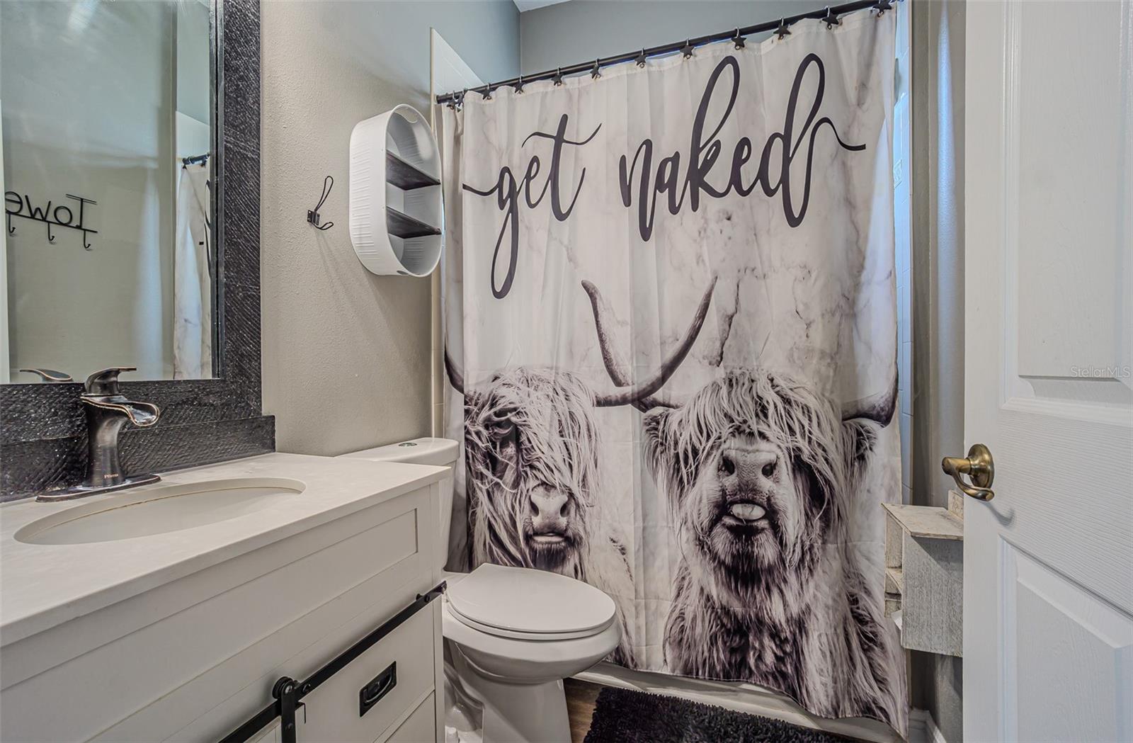 Image 25 of 33 For 6460 Ashville Drive