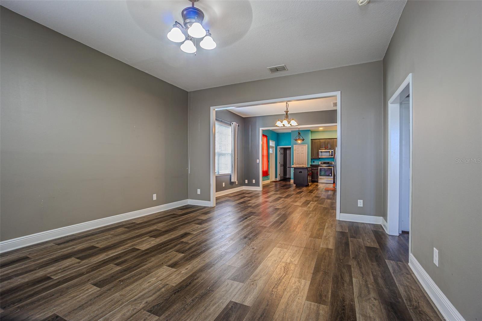 Image 8 of 33 For 6460 Ashville Drive