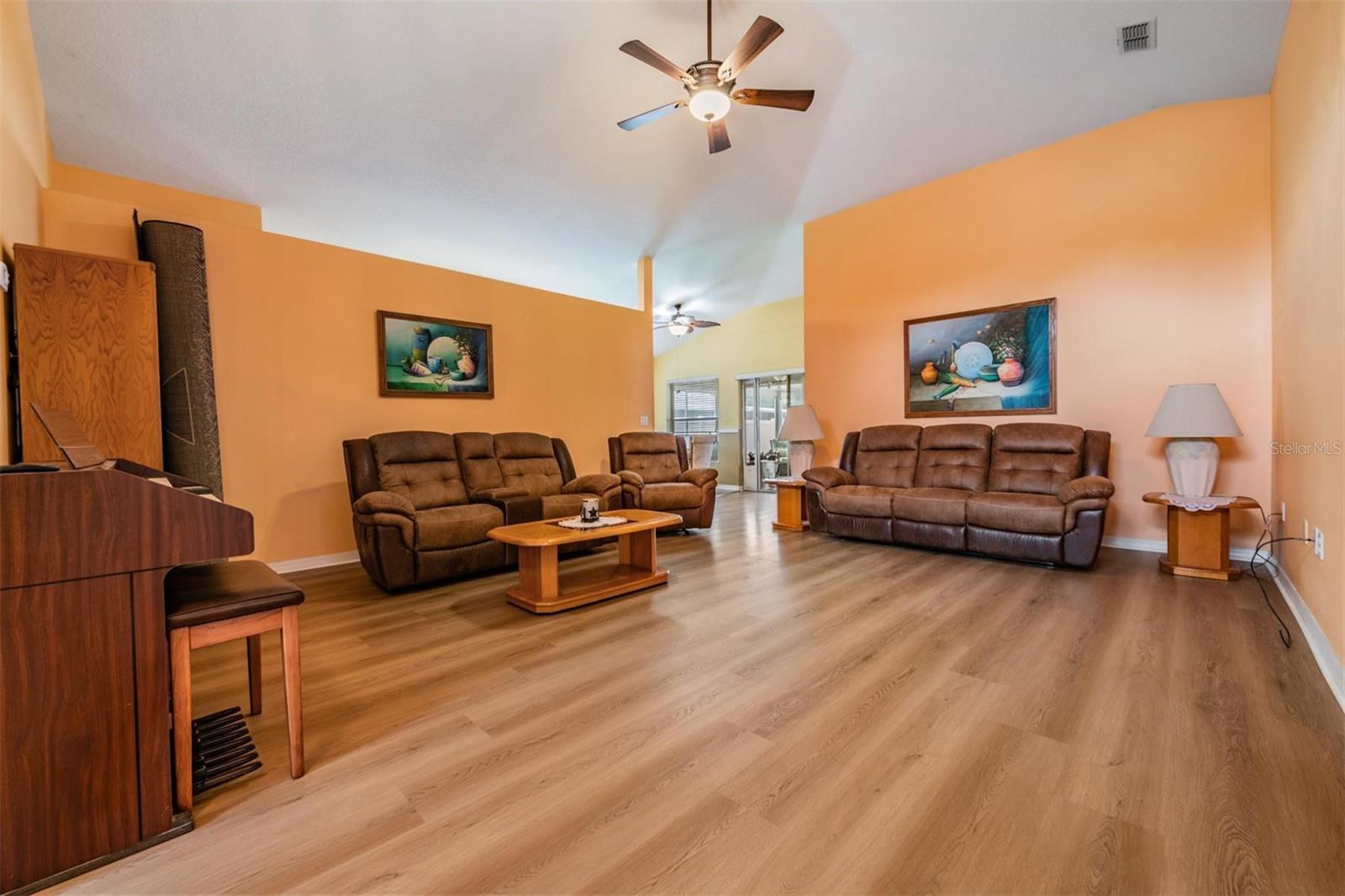 Image 4 of 23 For 6431 Taylor Court