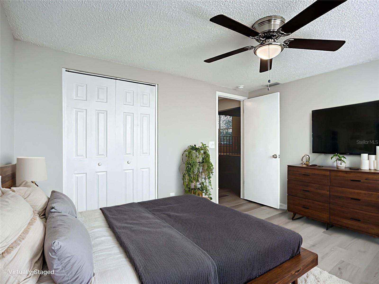 Image 18 of 32 For 632 Ephrata Drive