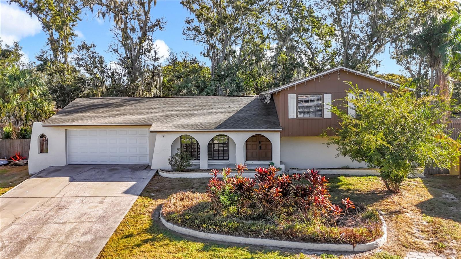 Image 2 of 32 For 632 Ephrata Drive