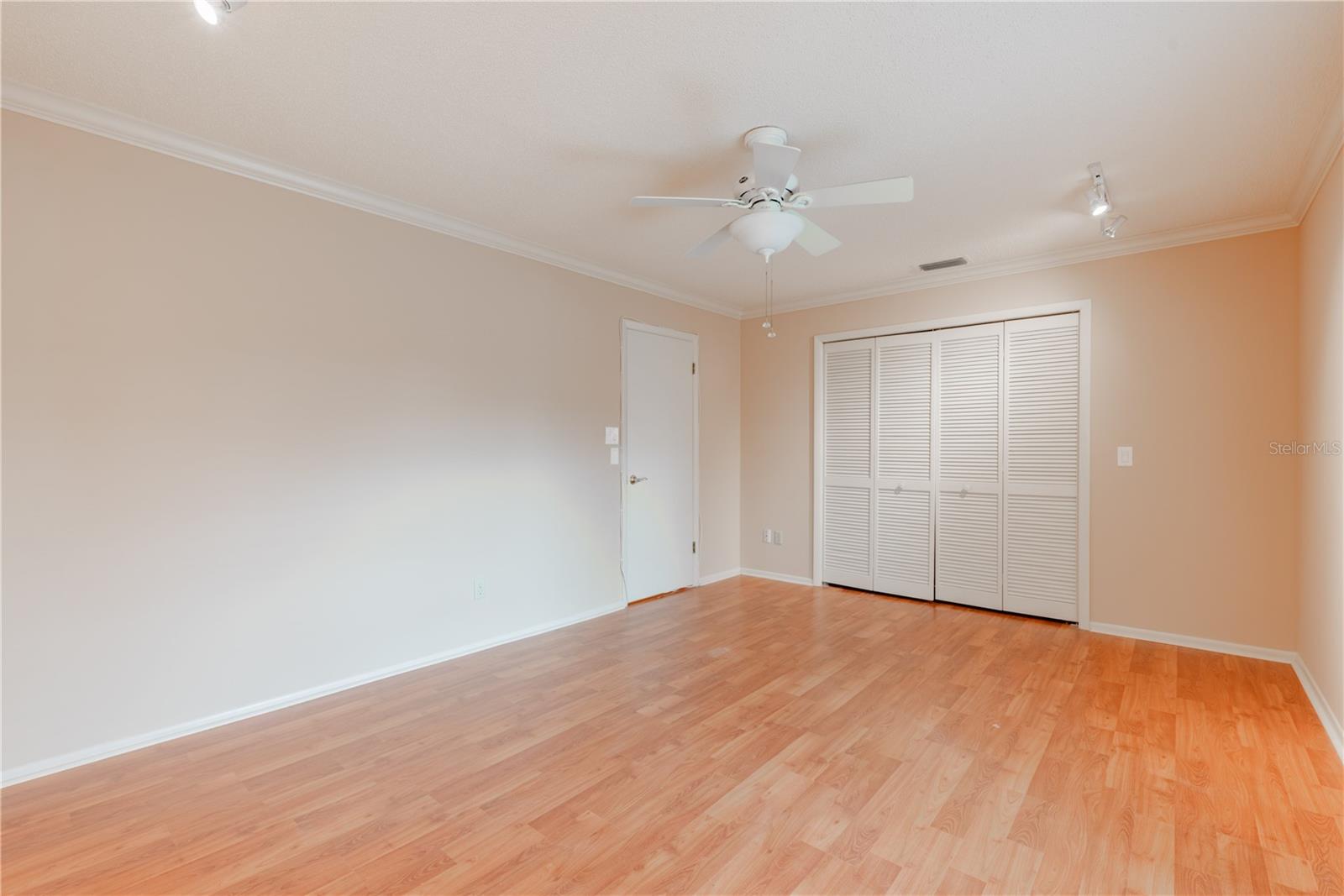 Image 17 of 31 For 3401 Pico Drive