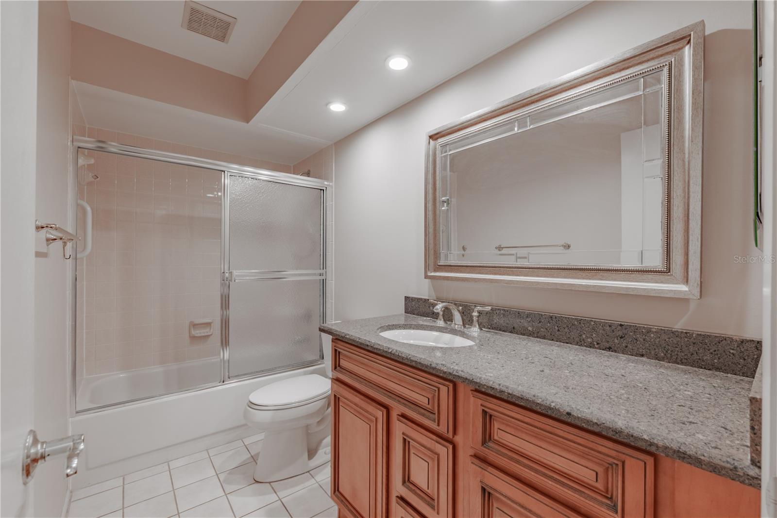 Image 19 of 31 For 3401 Pico Drive