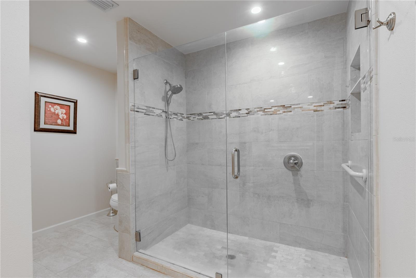 Image 24 of 31 For 3401 Pico Drive