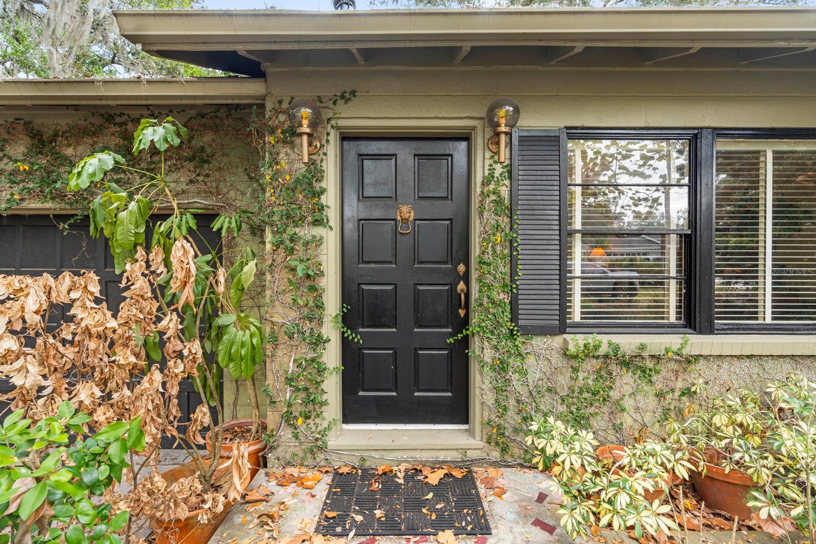 Image 11 of 67 For 617 Riverhills Drive