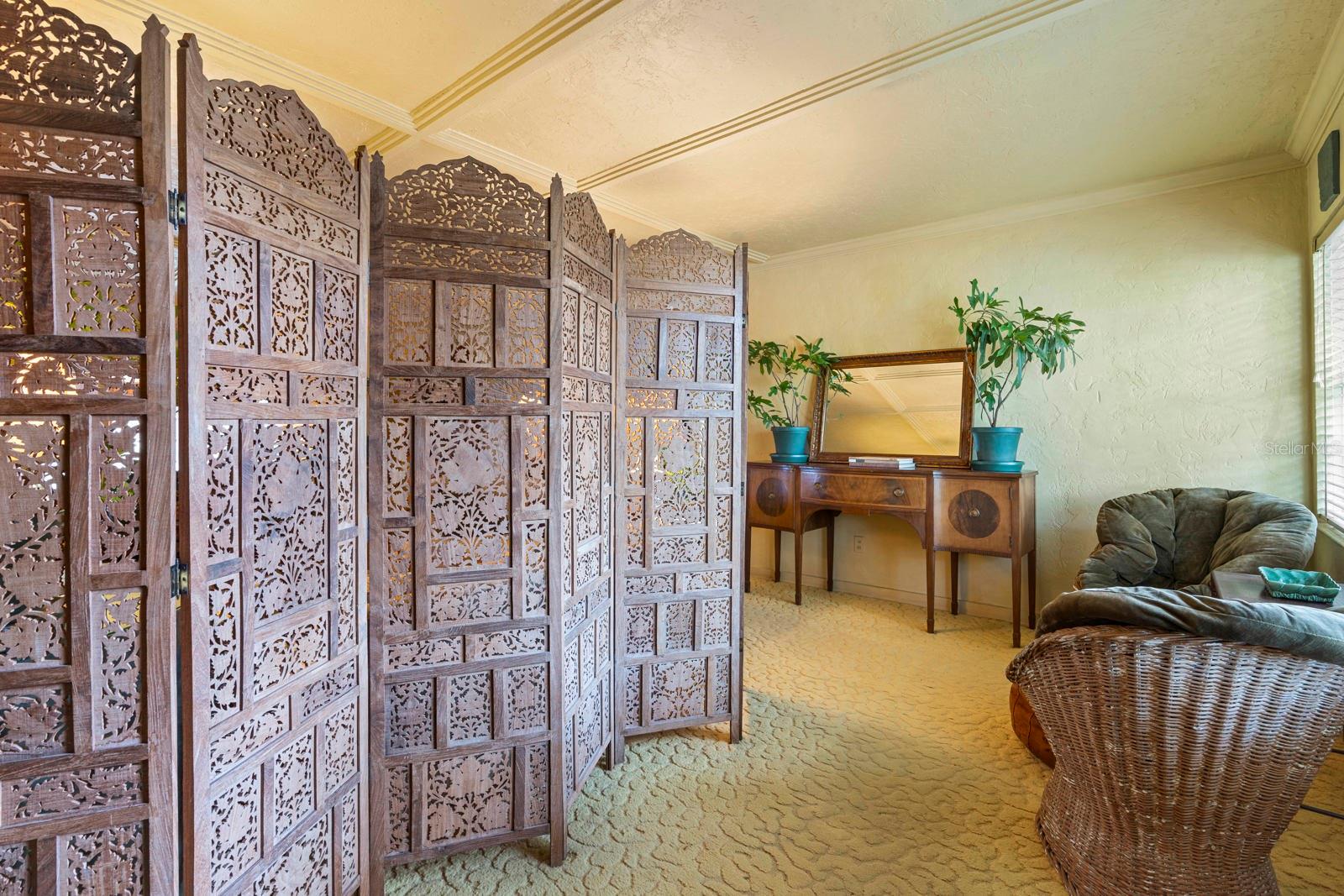 Image 13 of 67 For 617 Riverhills Drive