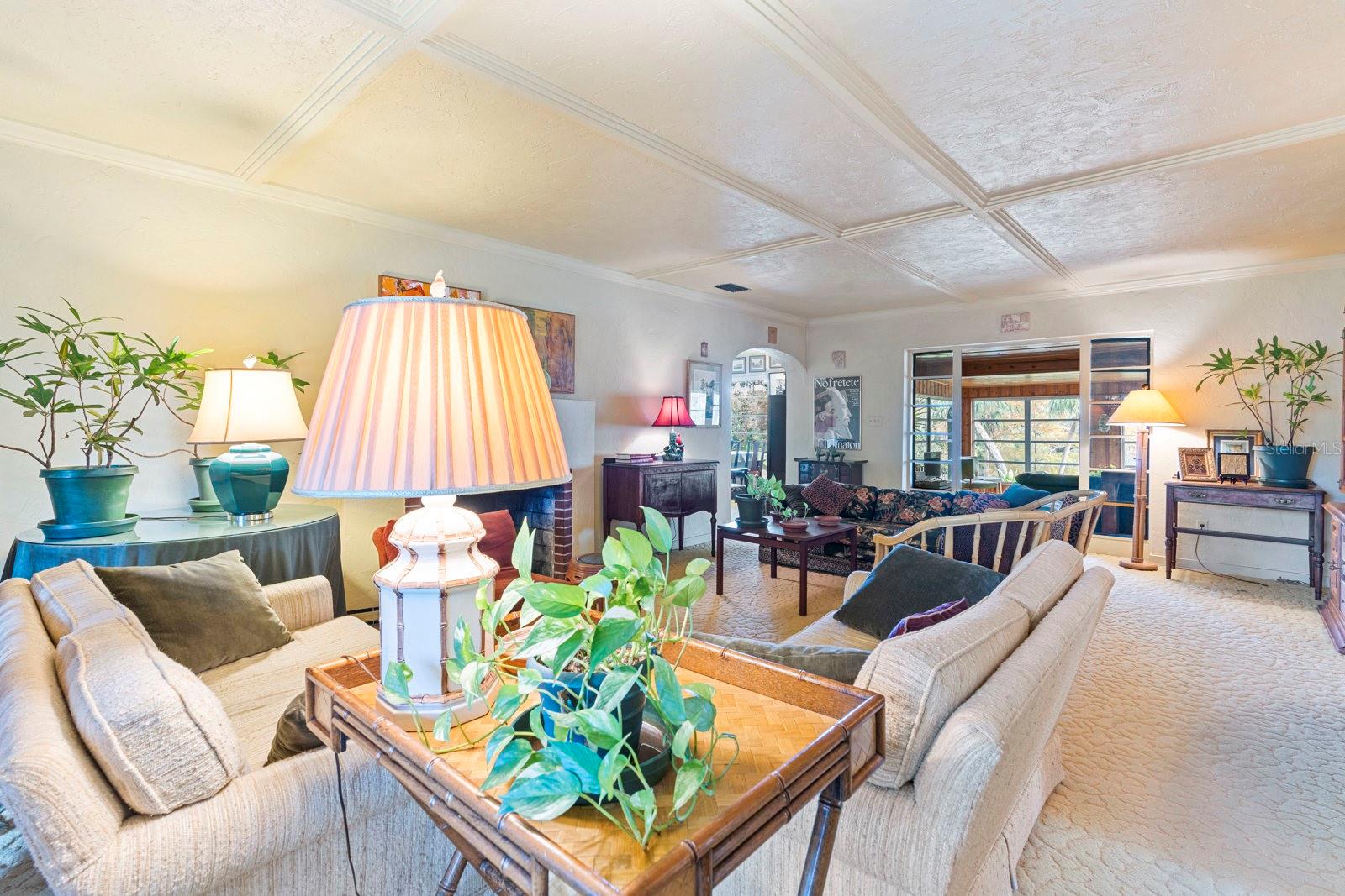 Image 14 of 67 For 617 Riverhills Drive