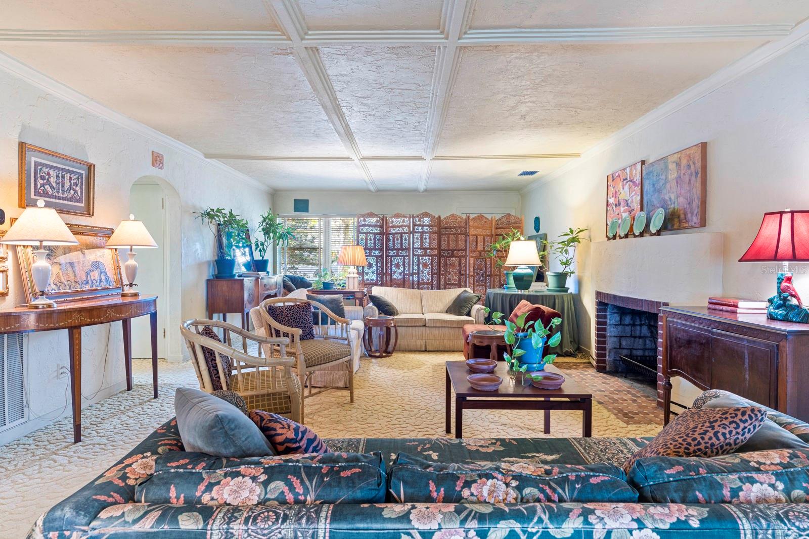 Image 16 of 67 For 617 Riverhills Drive