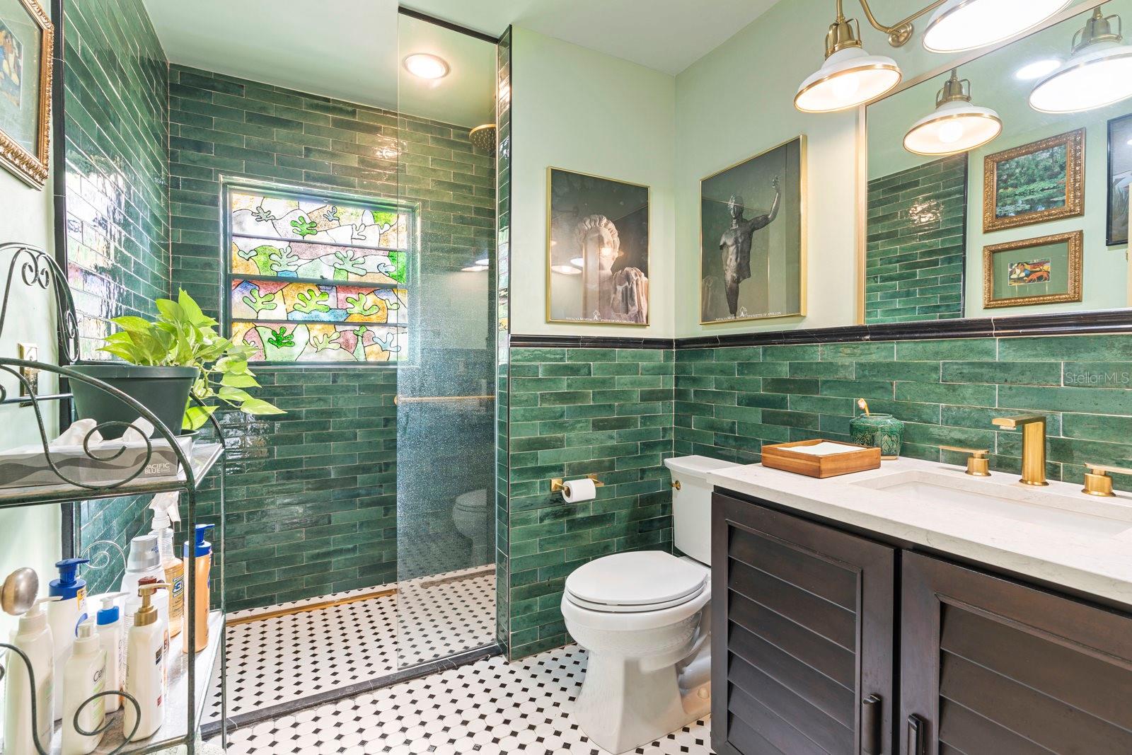 Image 25 of 67 For 617 Riverhills Drive