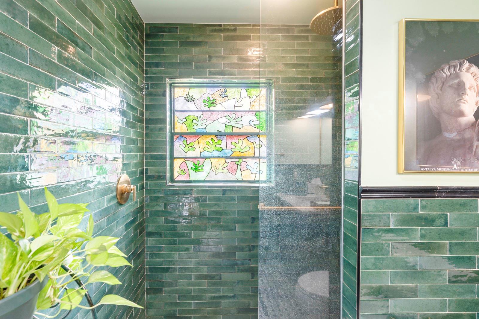 Image 27 of 67 For 617 Riverhills Drive