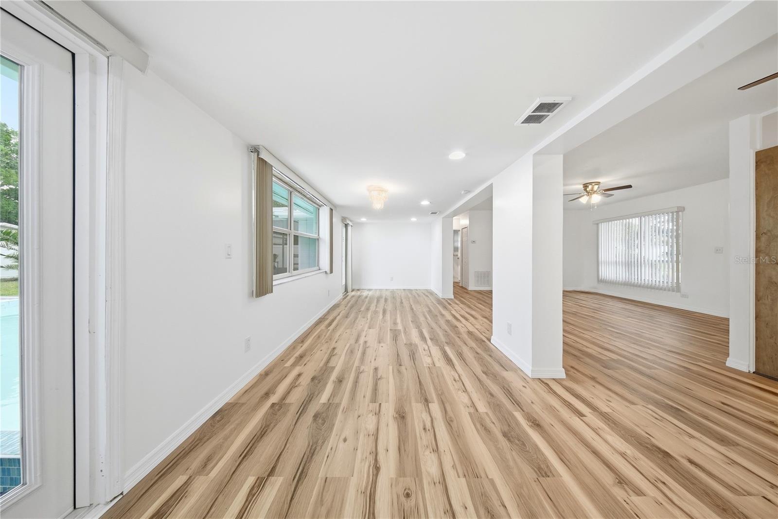 Image 10 of 26 For 6725 17th Lane N