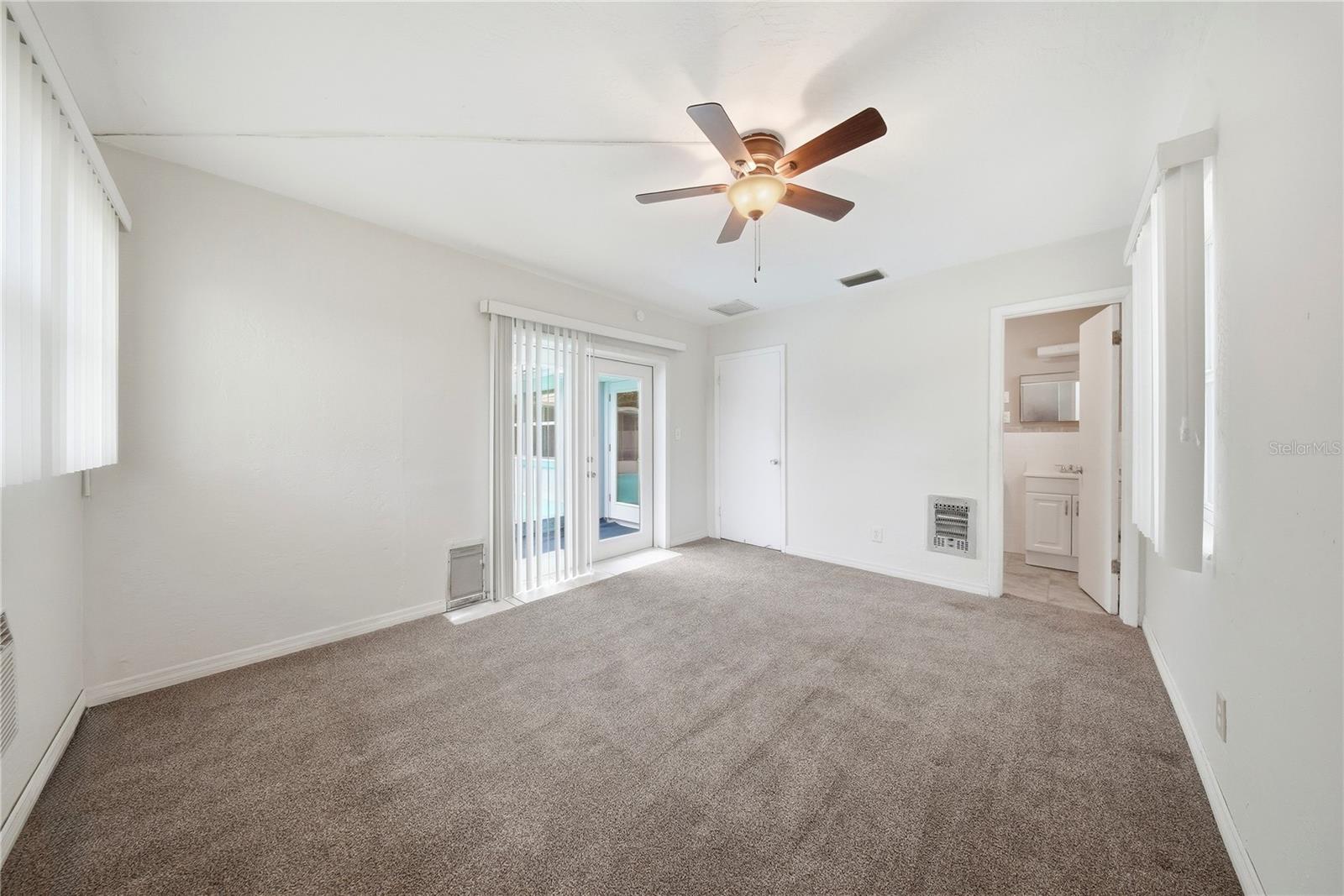 Image 18 of 26 For 6725 17th Lane N