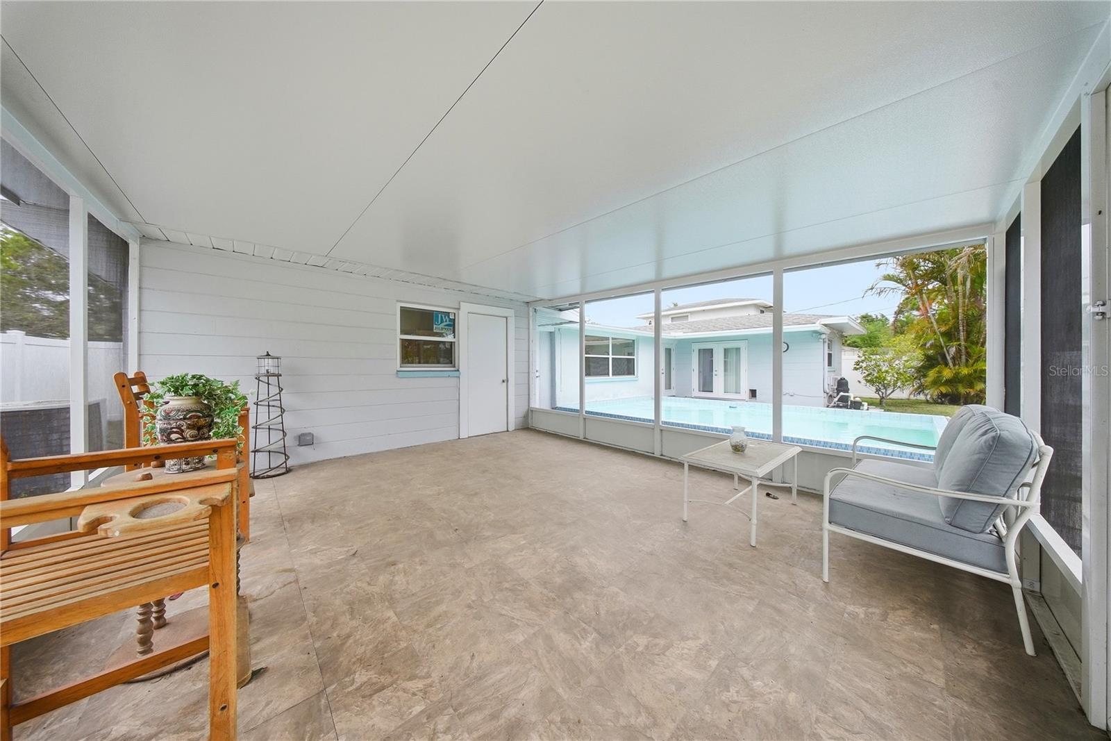 Image 21 of 26 For 6725 17th Lane N