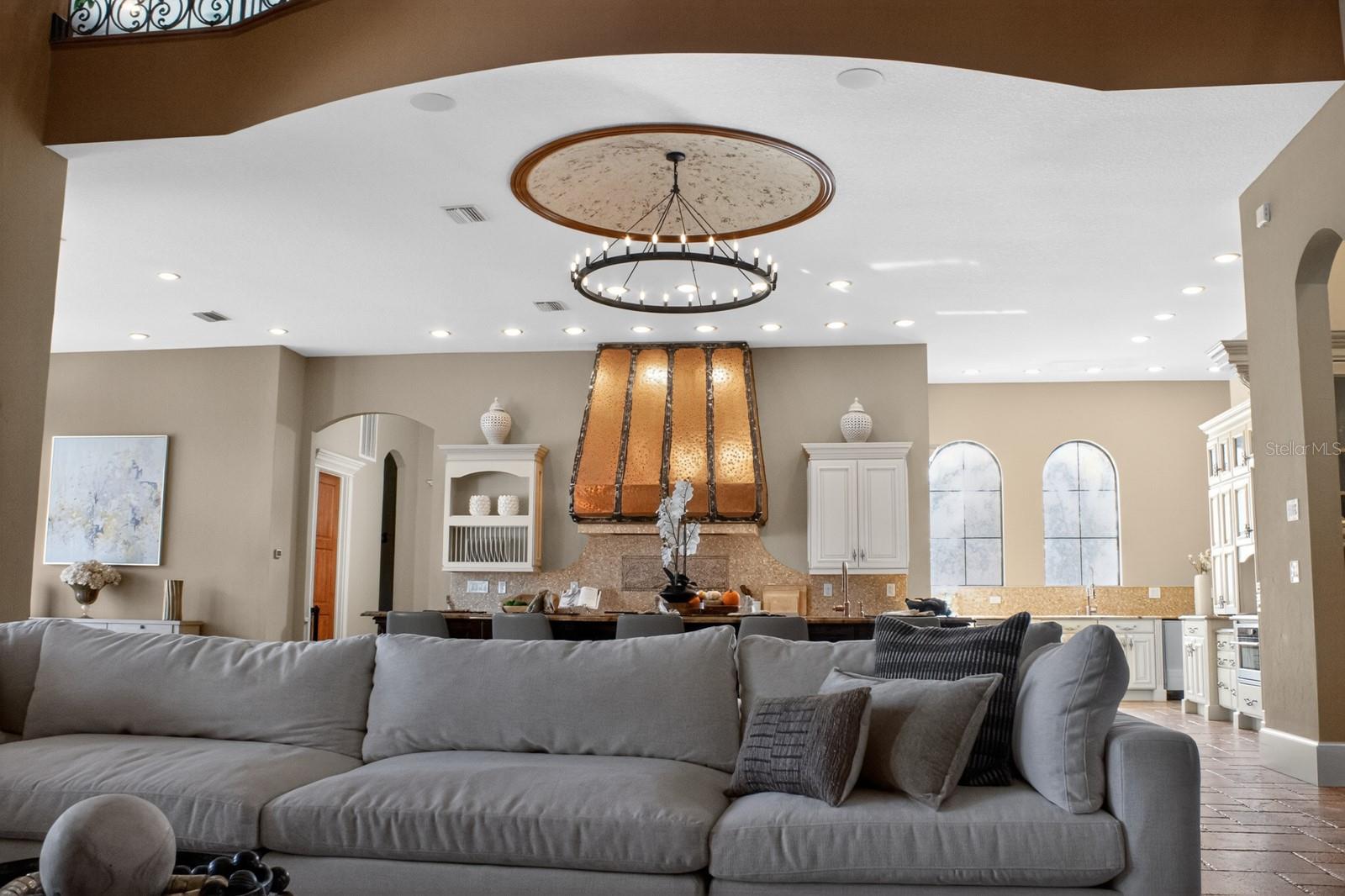 Listing photo id 10 for 10641 Broadland Pass