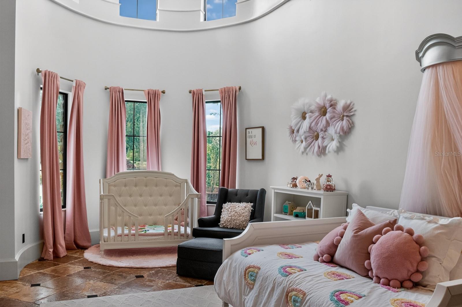 Listing photo id 20 for 10641 Broadland Pass