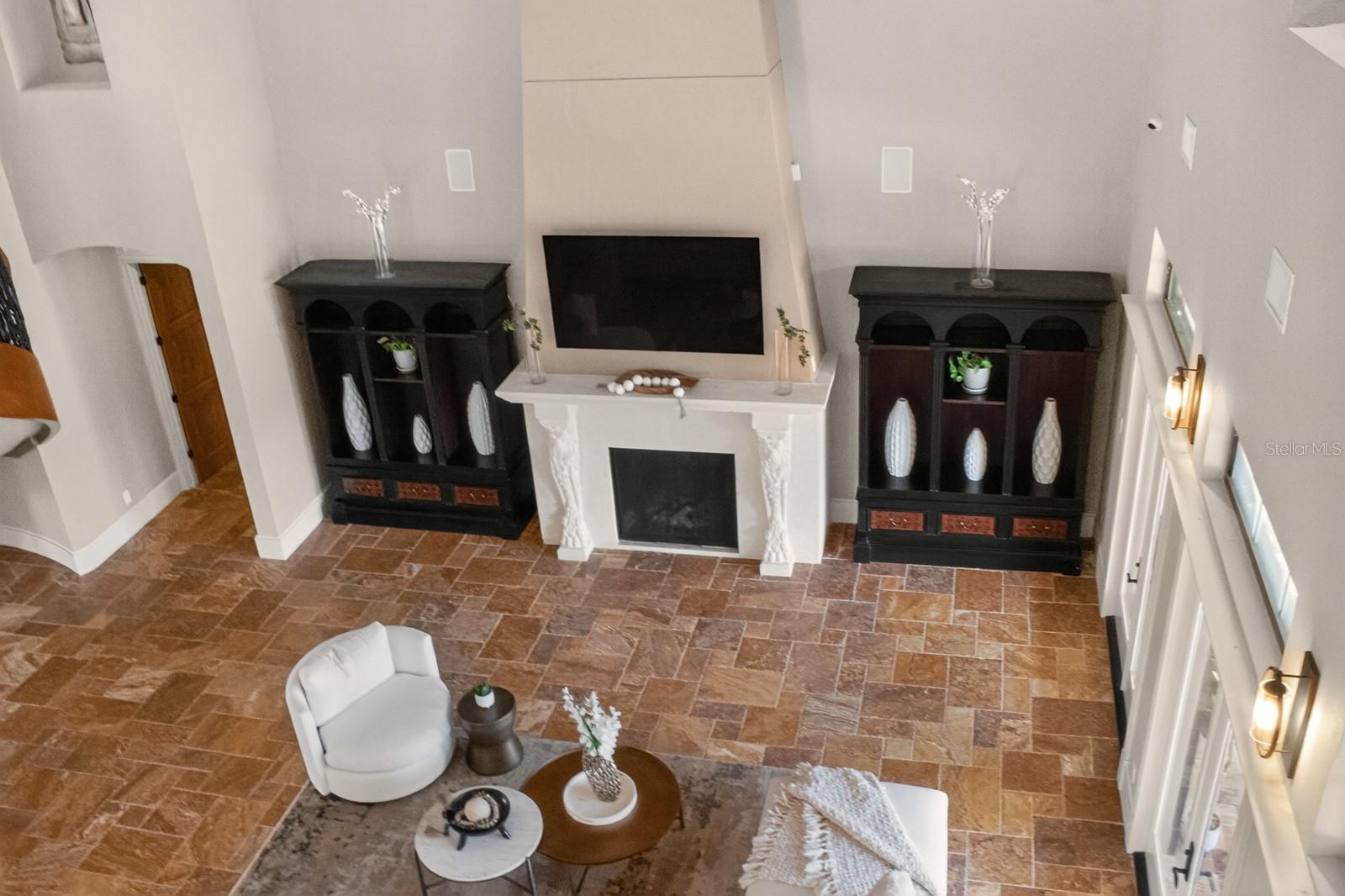 Listing photo id 22 for 10641 Broadland Pass