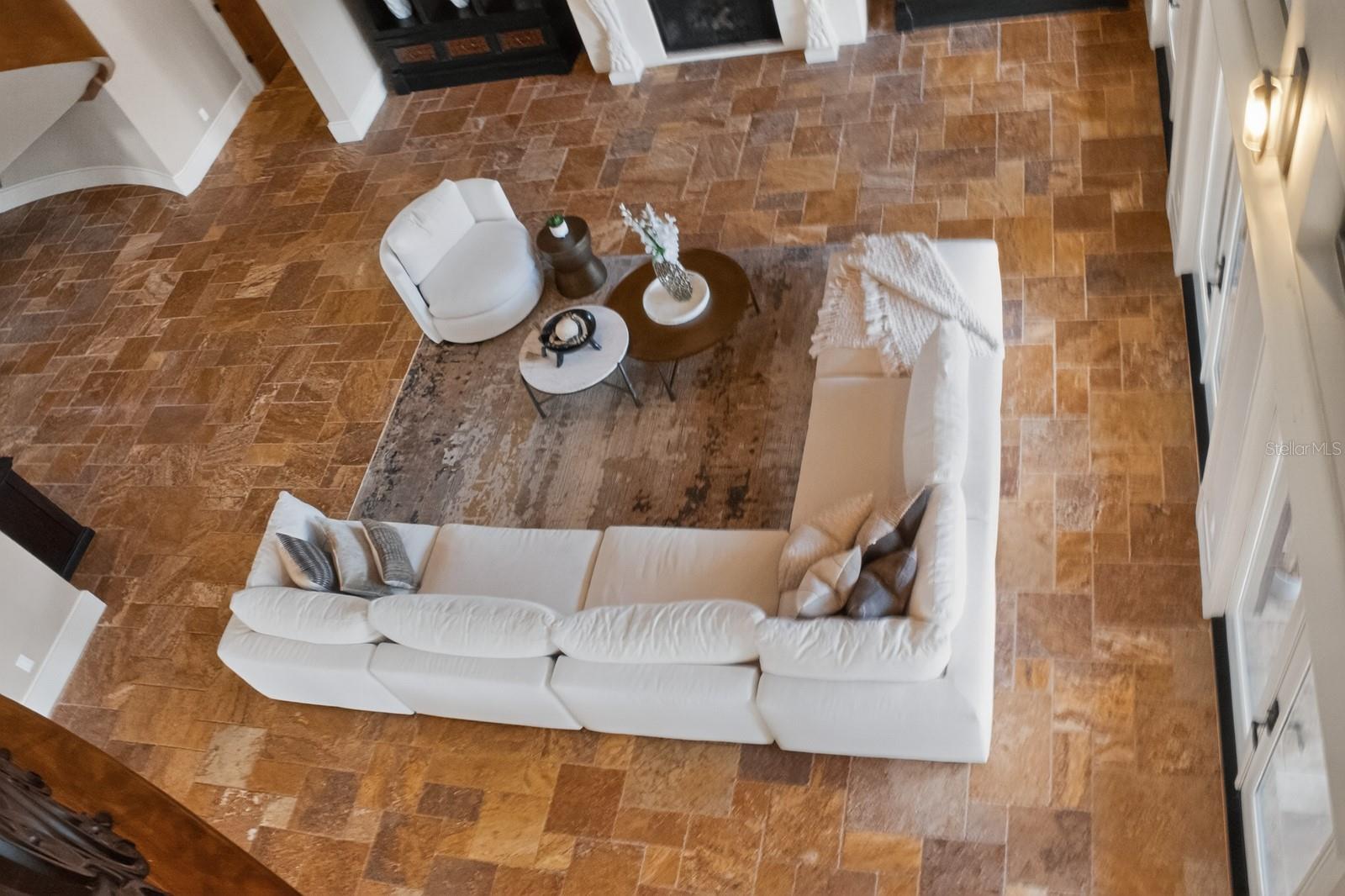 Listing photo id 23 for 10641 Broadland Pass