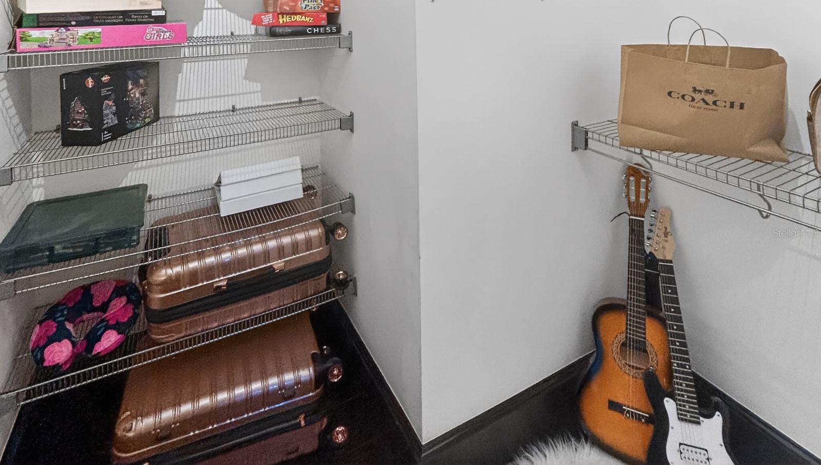 Listing photo id 27 for 10641 Broadland Pass