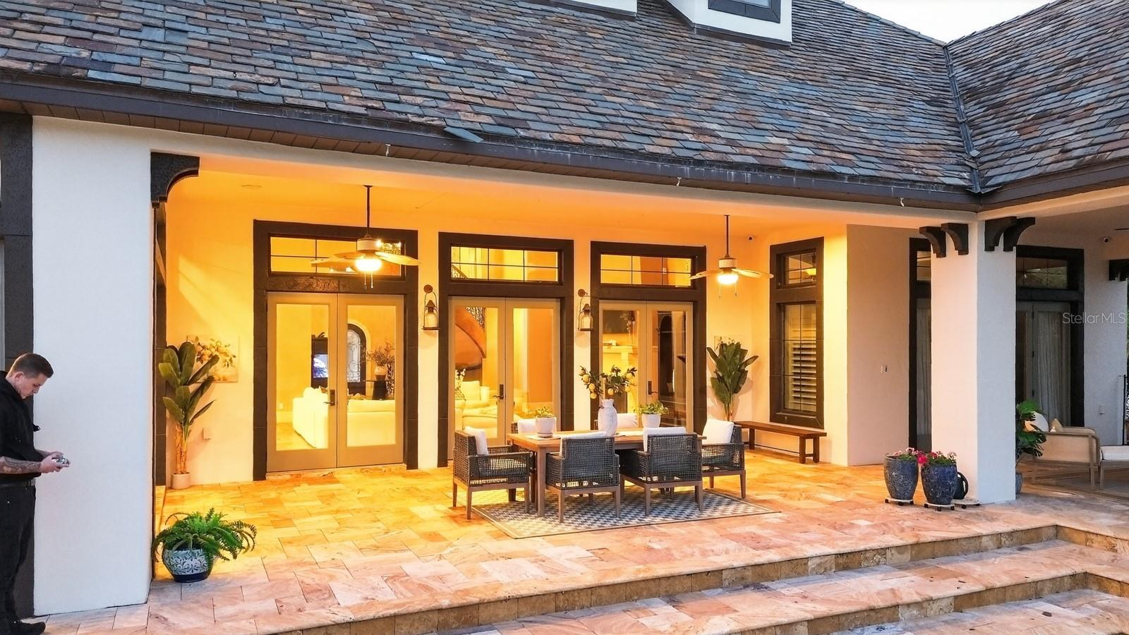 Listing photo id 39 for 10641 Broadland Pass