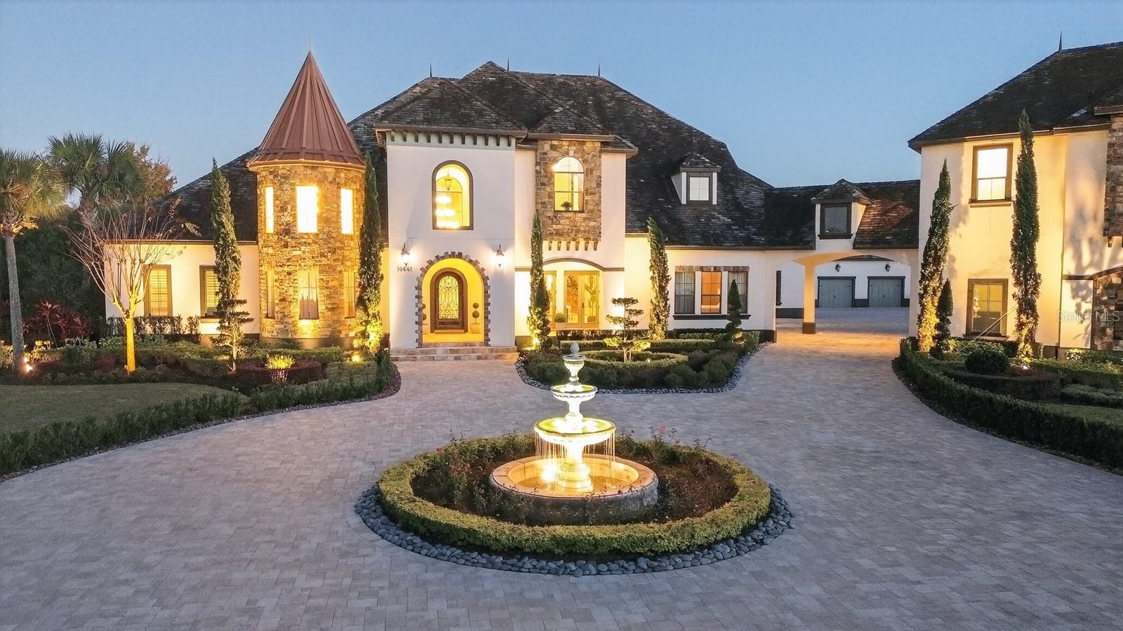 Listing photo id 47 for 10641 Broadland Pass