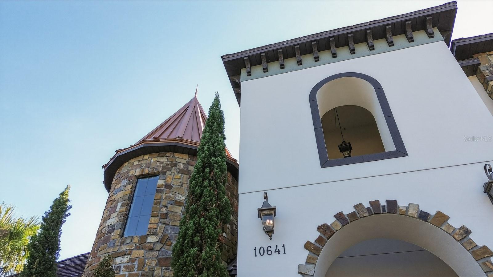 Listing photo id 4 for 10641 Broadland Pass