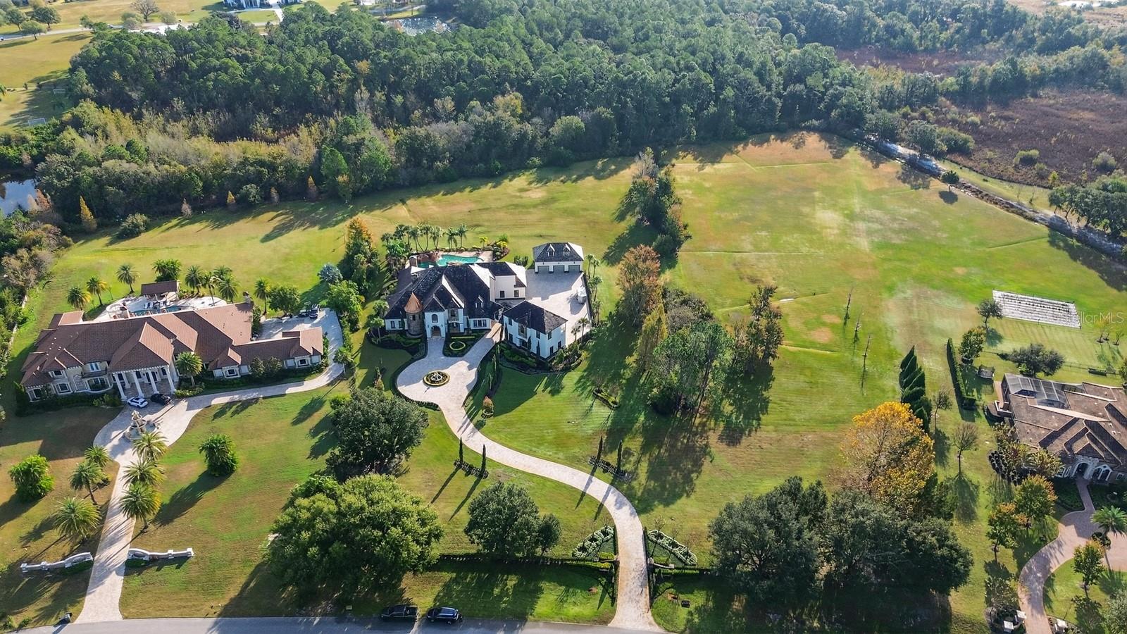 Listing photo id 63 for 10641 Broadland Pass