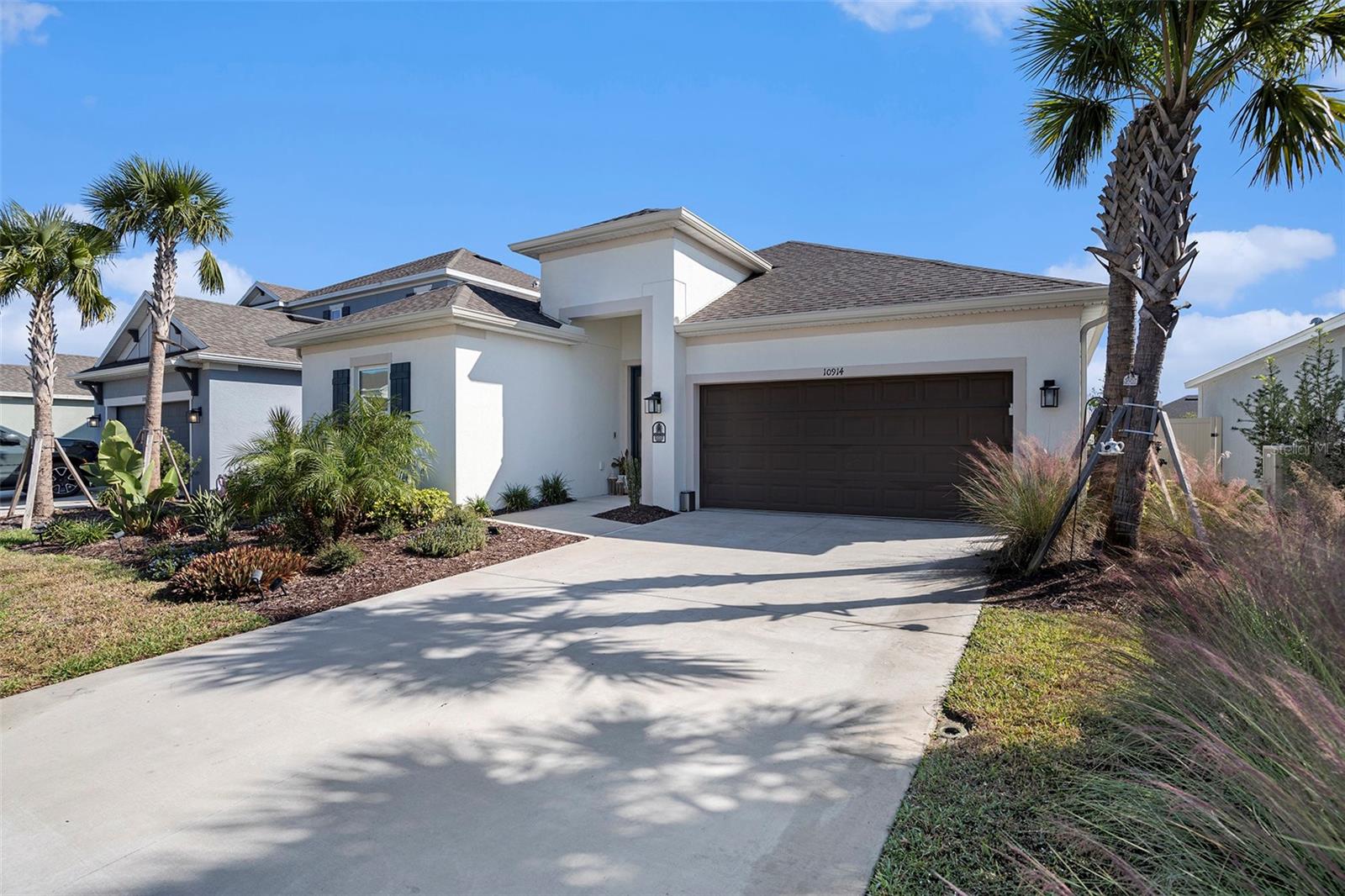 Details for 10914 Fieldstone Drive, PALMETTO, FL 34221