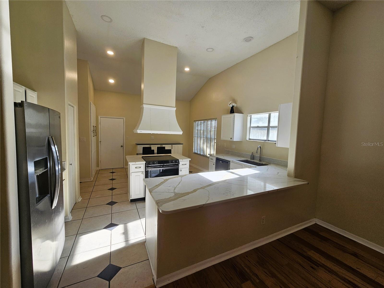 Image 11 of 39 For 14504 Brambie Court