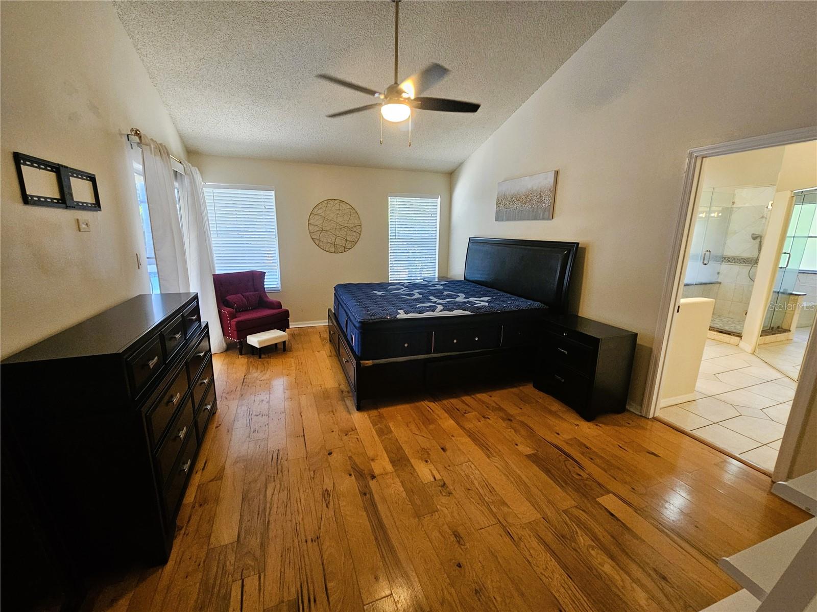 Image 19 of 39 For 14504 Brambie Court