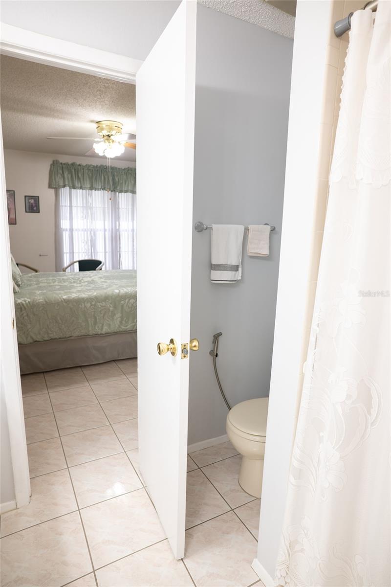 Image 18 of 28 For 6021 Lemon Tree Court