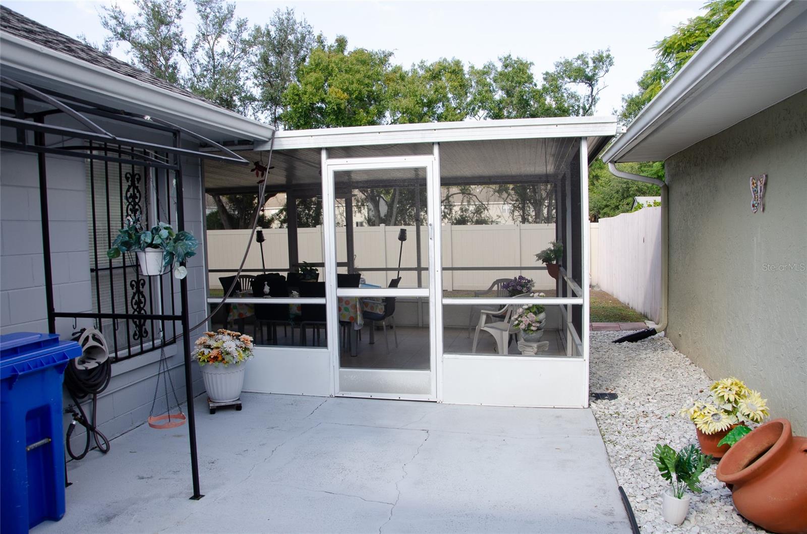 Image 20 of 28 For 6021 Lemon Tree Court