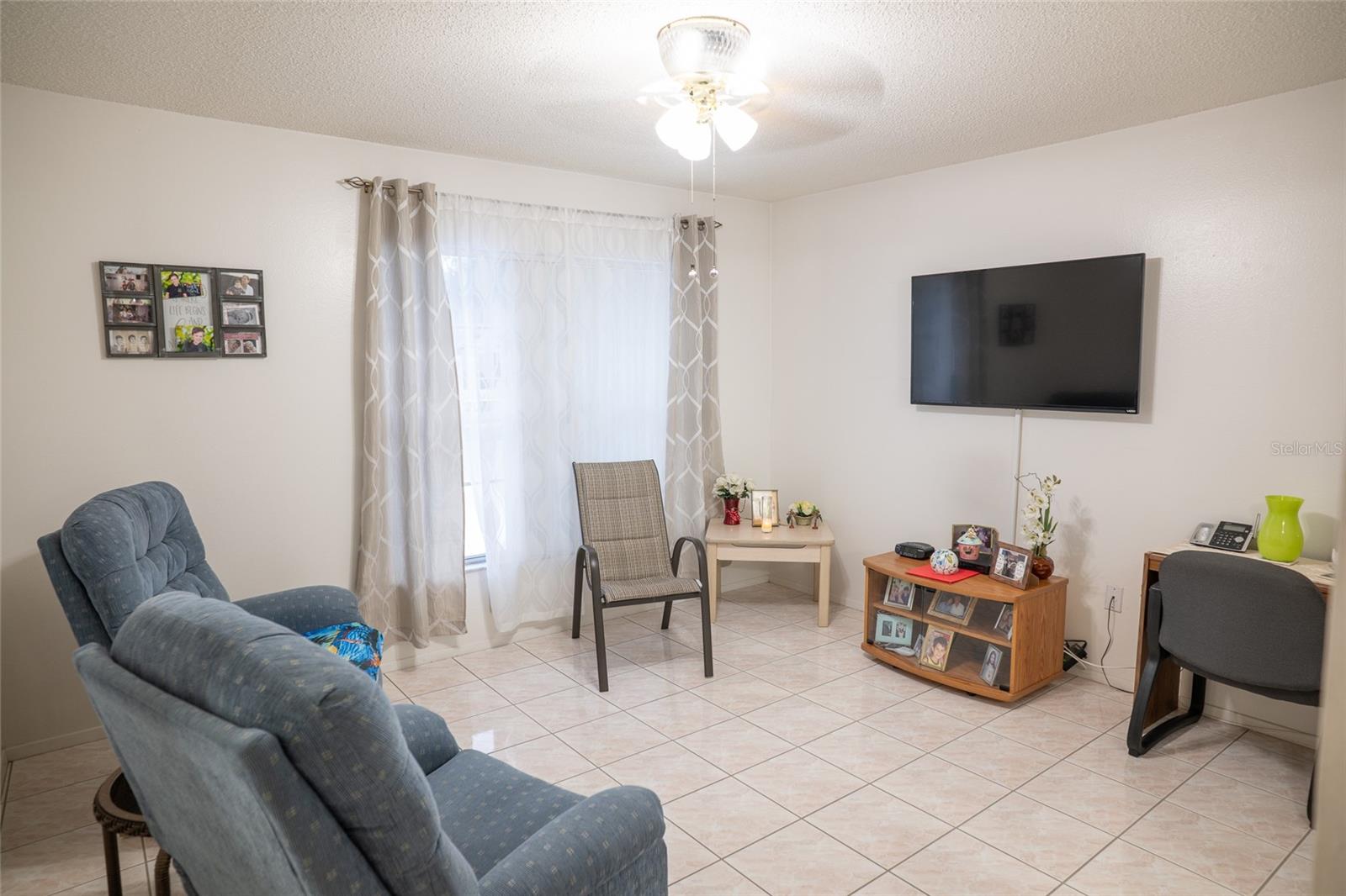 Image 21 of 28 For 6021 Lemon Tree Court