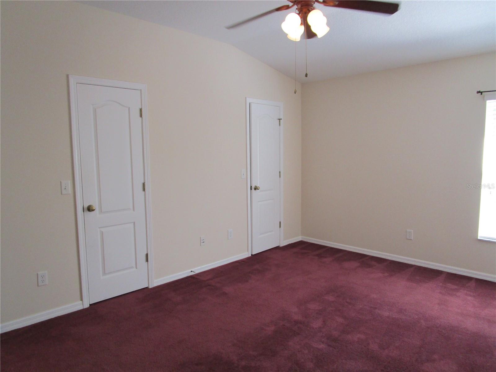 Image 7 of 69 For 15843 Fishhawk View Drive