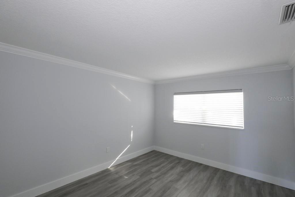 Image 23 of 35 For 5 Gateshead Drive 107