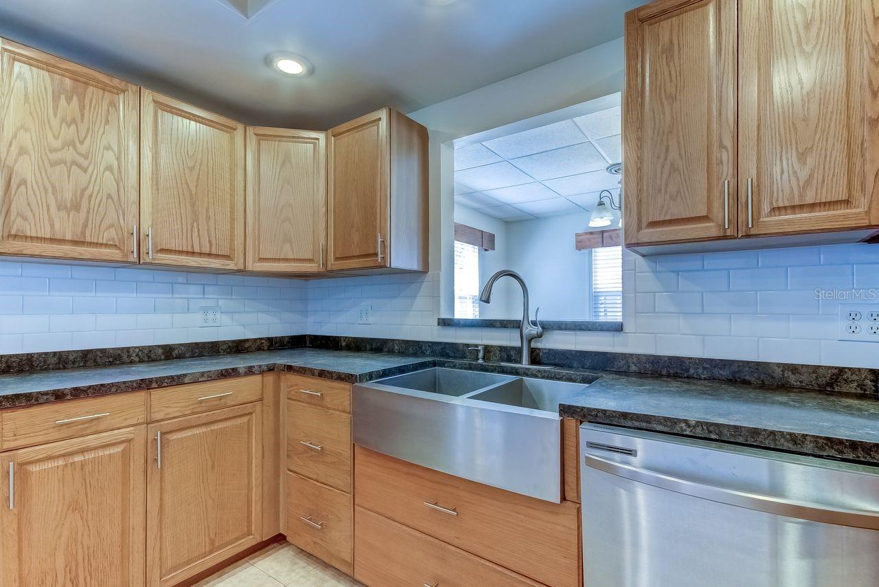 Image 15 of 27 For 278 Pelican Drive N