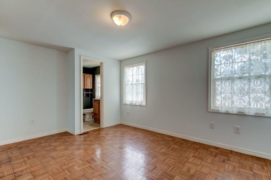 Image 20 of 27 For 278 Pelican Drive N